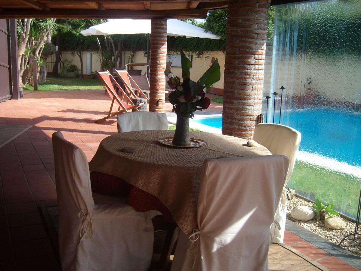 Villa Singola -Sole-Luna-Casavilladusoleil 阿奇雷亚莱 外观 照片